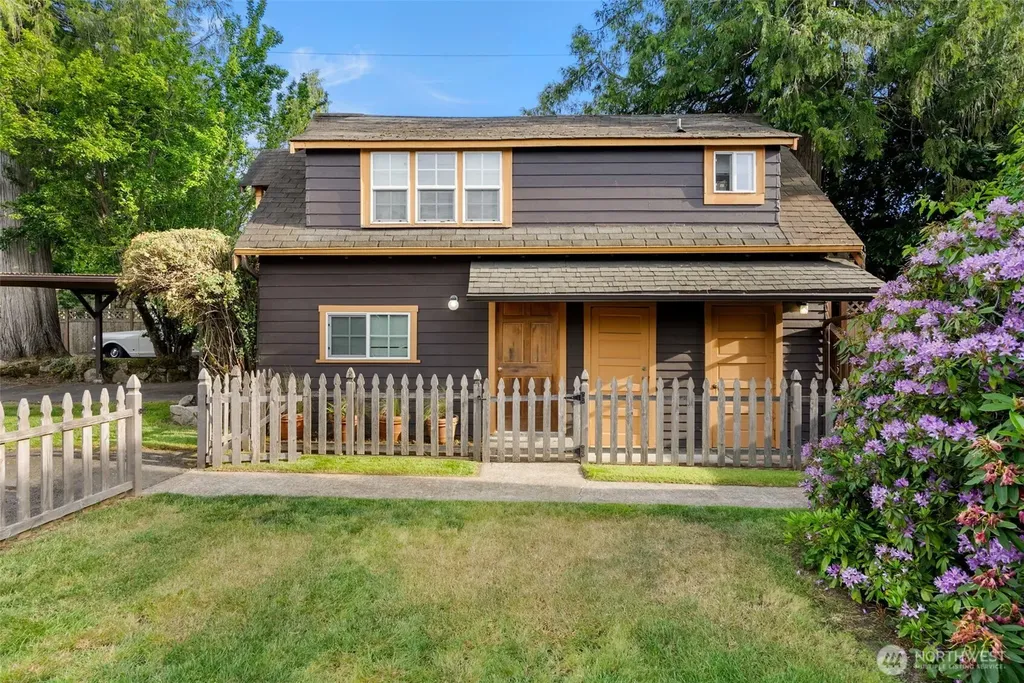 4617 Erlands Point Road NW Bremerton WA 98312