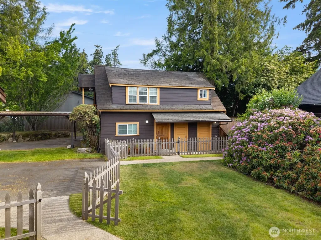 4617 Erlands Point Road NW Bremerton WA 98312