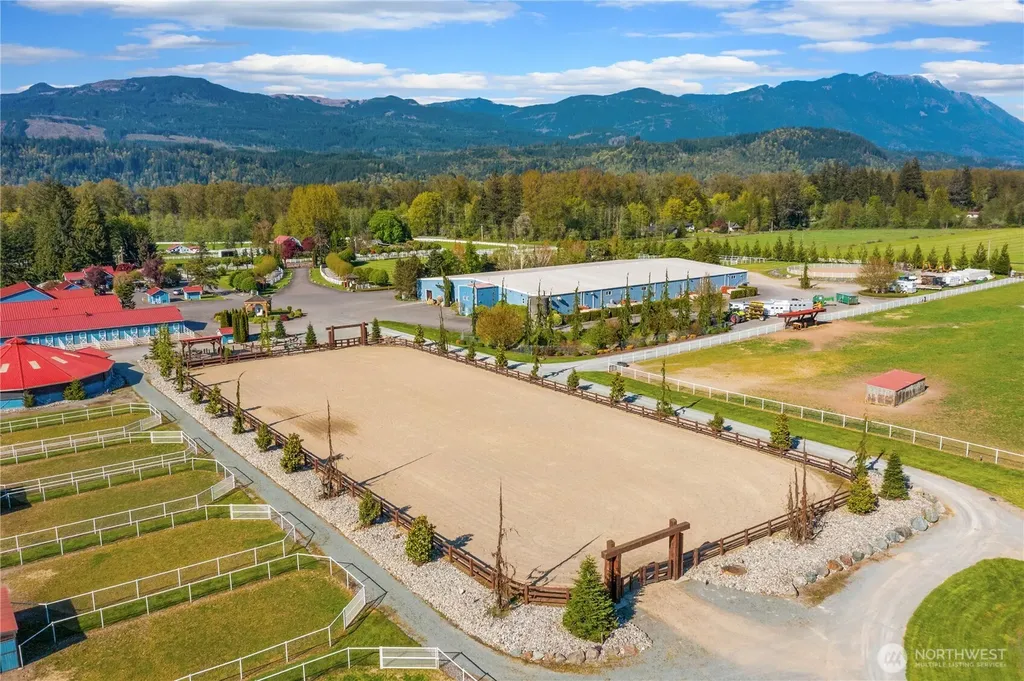 21733 Entsminger Road NE Arlington WA 98223