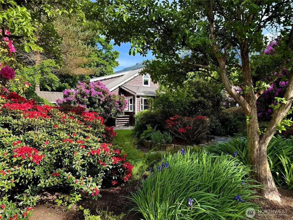 21733 Entsminger Road NE Arlington WA 98223