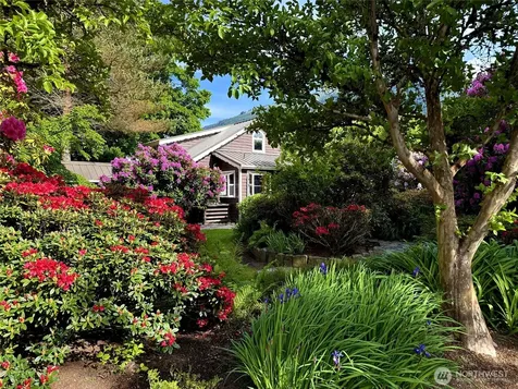 21733 Entsminger Road NE Arlington WA 98223