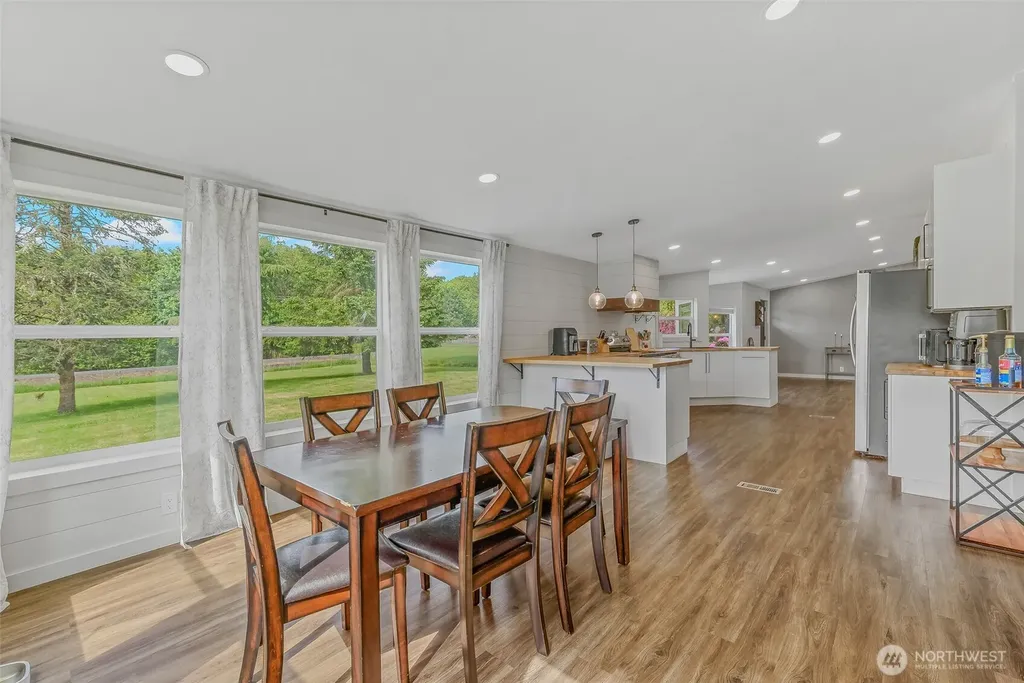 567 Quick Road Castle Rock WA 98611