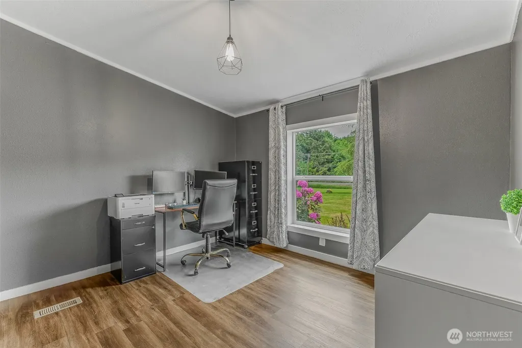 567 Quick Road Castle Rock WA 98611