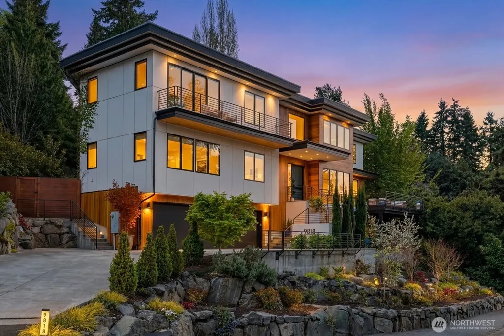 9818 SE 42nd Place Mercer Island WA 98040
