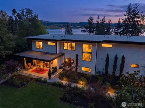 9818 SE 42nd Place Mercer Island WA 98040