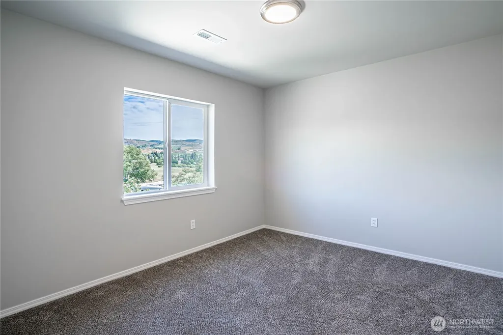 51 Phoebe Lane Manson WA 98831