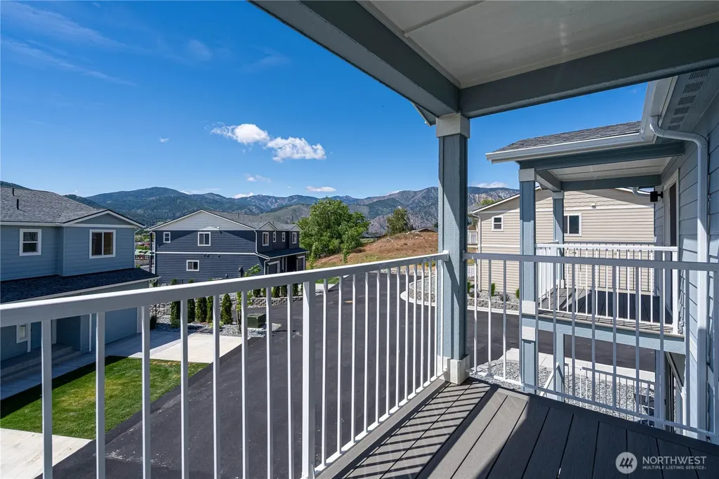 51 Phoebe Lane Manson WA 98831