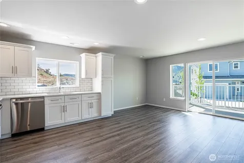 51 Phoebe Lane Manson WA 98831