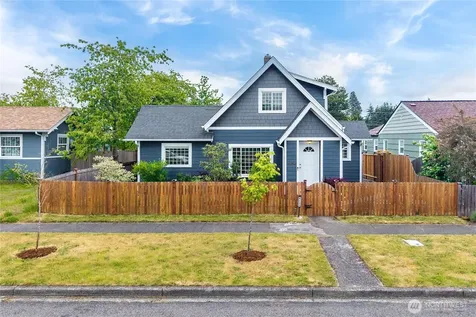 6235 S Lawrence Street Tacoma WA 98409