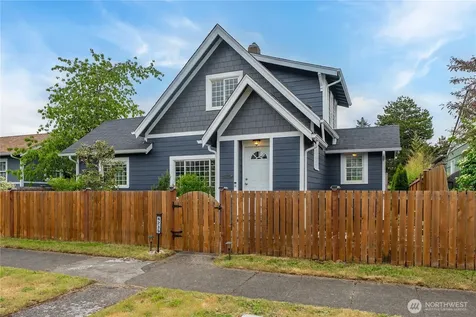 6235 S Lawrence Street Tacoma WA 98409