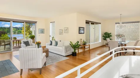 105 Lovell Avenue SW Bainbridge Island WA 98110