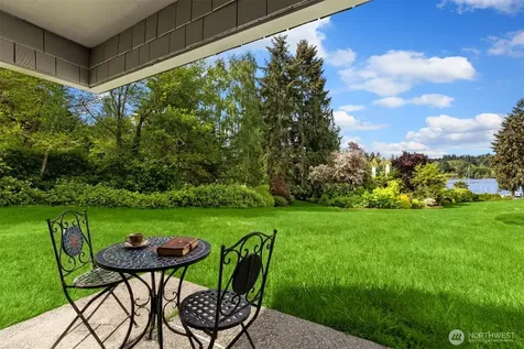 105 Lovell Avenue SW Bainbridge Island WA 98110