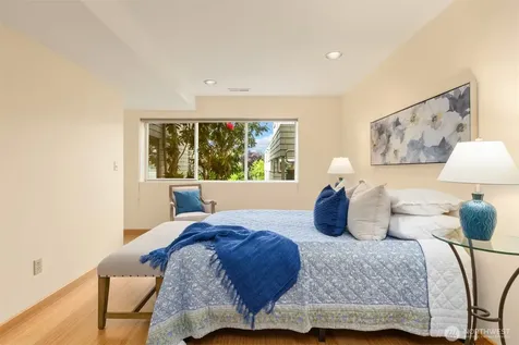 105 Lovell Avenue SW Bainbridge Island WA 98110