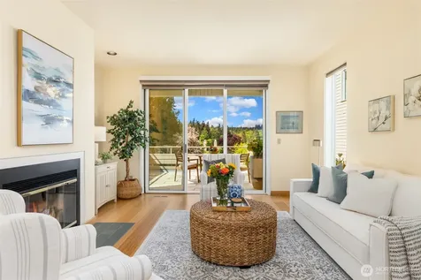 105 Lovell Avenue SW Bainbridge Island WA 98110