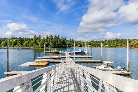 105 Lovell Avenue SW Bainbridge Island WA 98110