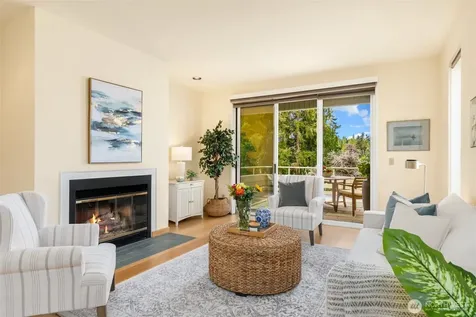 105 Lovell Avenue SW Bainbridge Island WA 98110