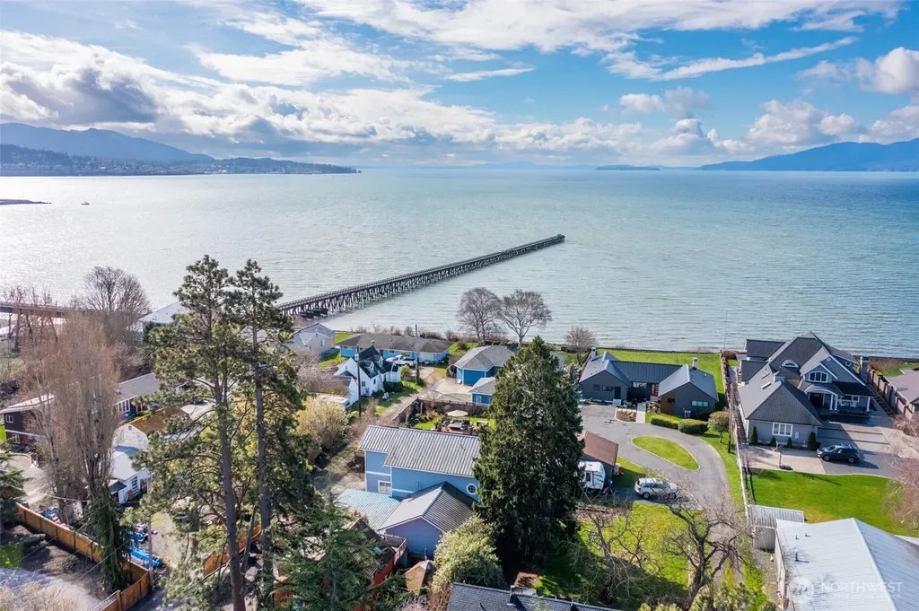 639 Marine Drive Bellingham WA 98225