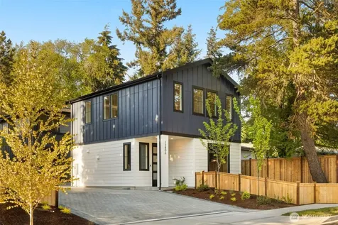 13806 84th Lane NE Kirkland WA 98034