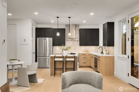 13806 84th Lane NE Kirkland WA 98034