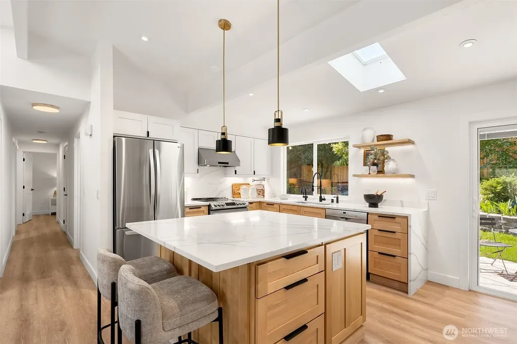1513 3rd Place Kirkland WA 98033