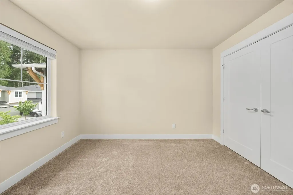 22992 SE Sycamore Street Black Diamond WA 98010