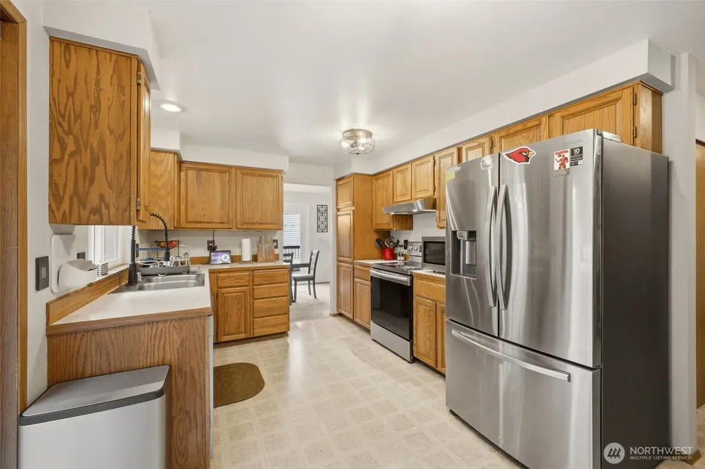 2411 T Street NW Auburn WA 98001