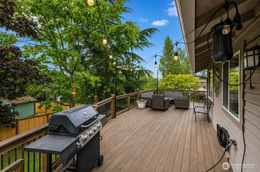 2411 T Street NW Auburn WA 98001
