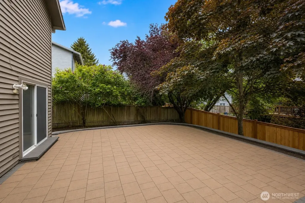 2411 T Street NW Auburn WA 98001