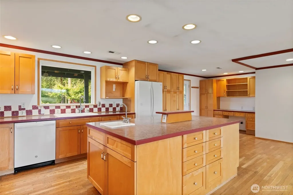 2633 Ivy Street Port Townsend WA 98368