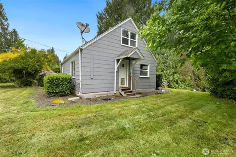 11513 Jovita Blvd E Edgewood WA 98372