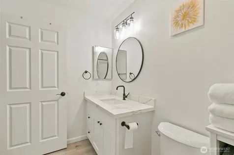 33020 10th Avenue SW Federal Way WA 98023