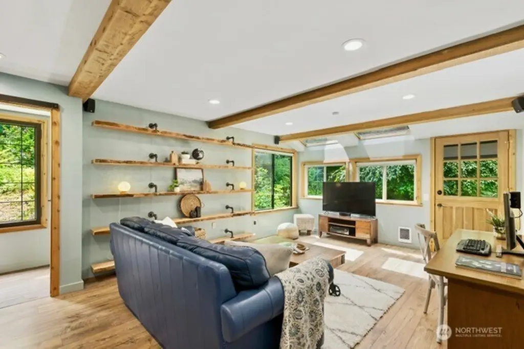 11202 204th Avenue NE Redmond WA 98053