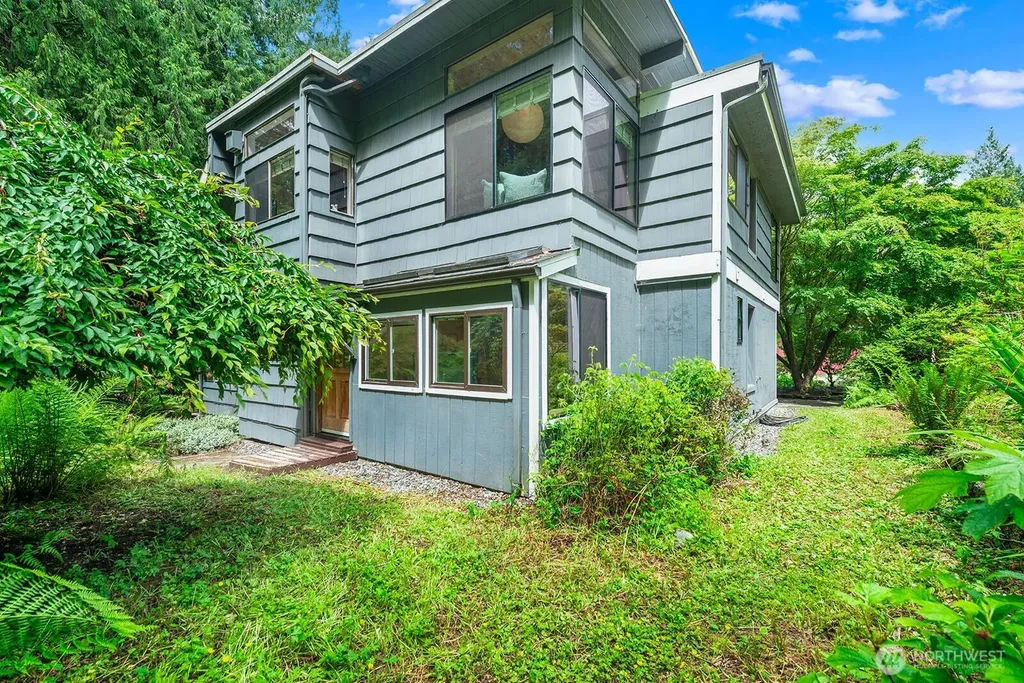 11202 204th Avenue NE Redmond WA 98053