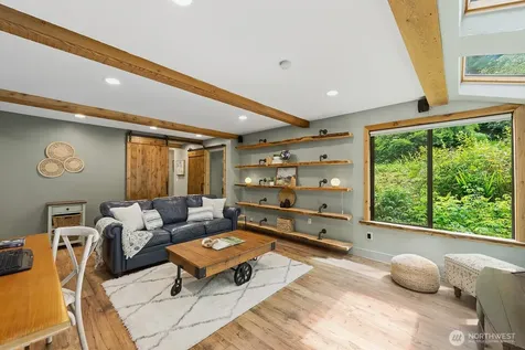 11202 204th Avenue NE Redmond WA 98053