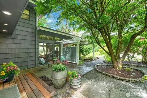 11202 204th Avenue NE Redmond WA 98053