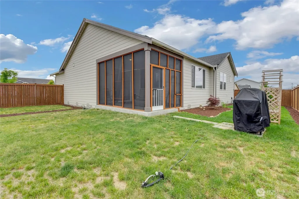 19911 138th Ave E Graham WA 98338