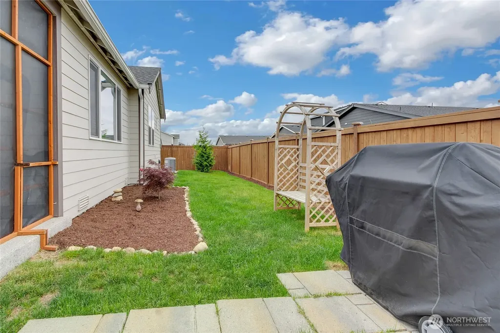 19911 138th Ave E Graham WA 98338