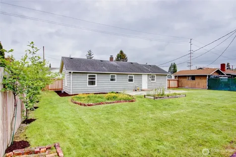 1232 S 18th Street Mount Vernon WA 98274