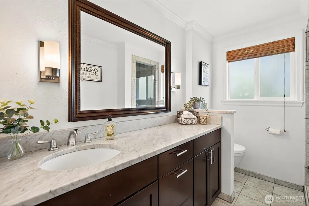 19479 Normandy Park Drive SW Normandy Park WA 98166