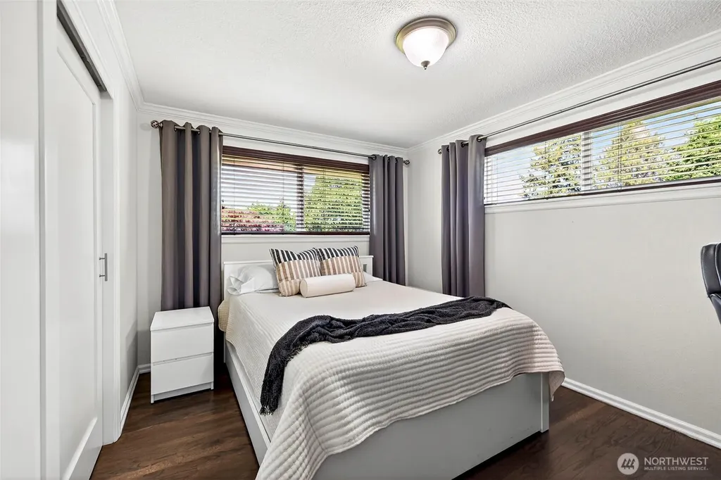 19479 Normandy Park Drive SW Normandy Park WA 98166