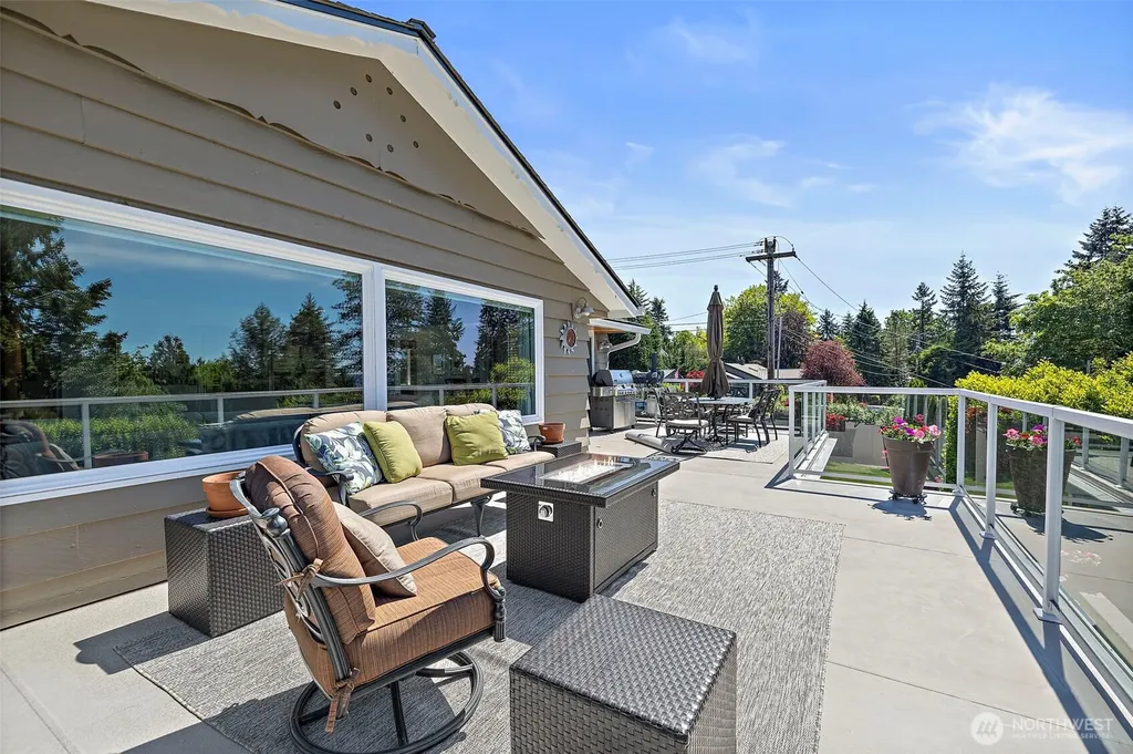 19479 Normandy Park Drive SW Normandy Park WA 98166