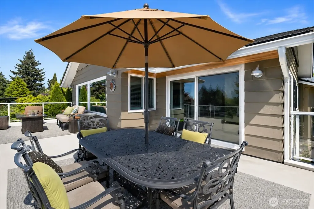 19479 Normandy Park Drive SW Normandy Park WA 98166