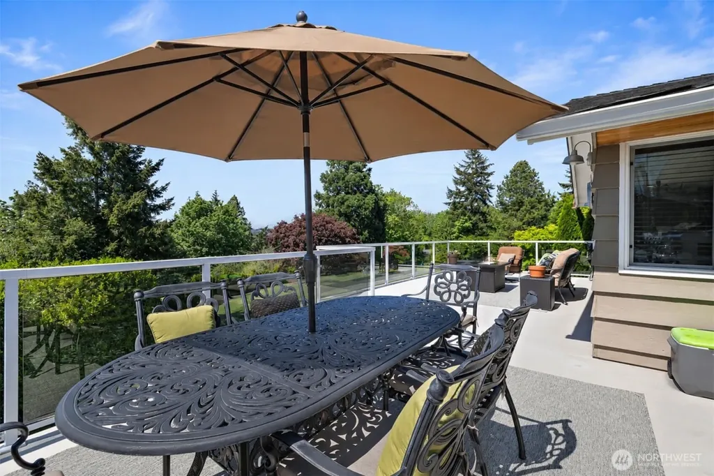 19479 Normandy Park Drive SW Normandy Park WA 98166
