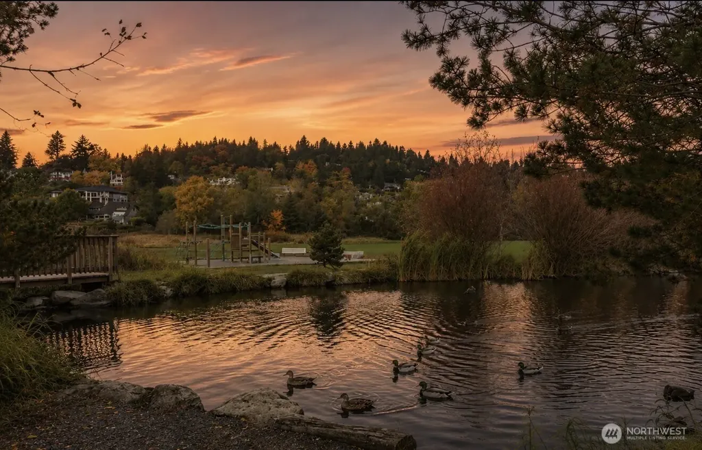 19479 Normandy Park Drive SW Normandy Park WA 98166
