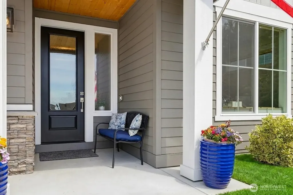 18599 Sawgrass Drive NE Poulsbo WA 98370