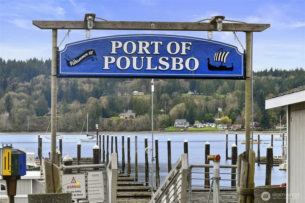 18599 Sawgrass Drive NE Poulsbo WA 98370