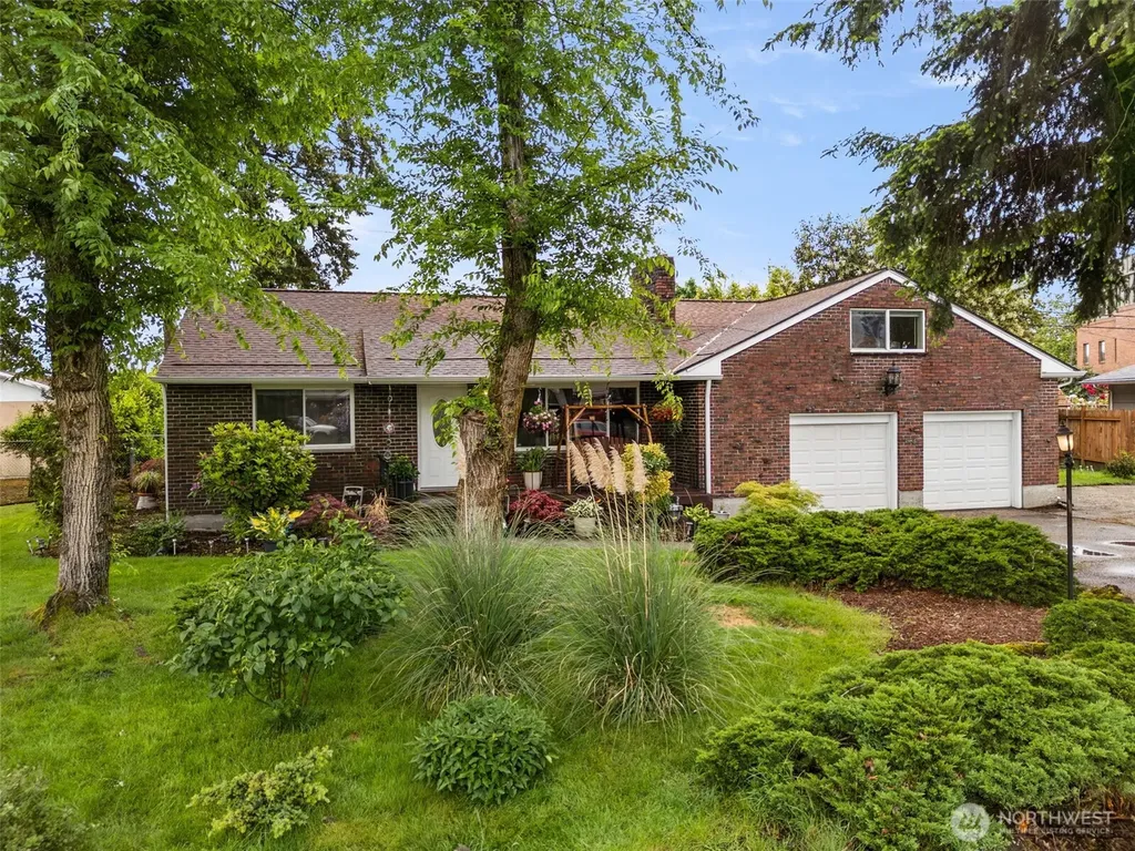 10109 Becker Drive SW Lakewood WA 98499