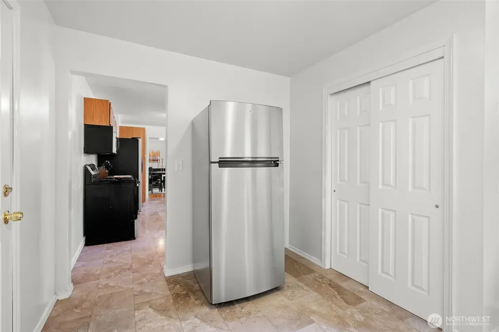 10109 Becker Drive SW Lakewood WA 98499