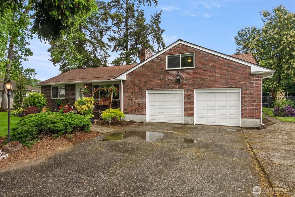 10109 Becker Drive SW Lakewood WA 98499