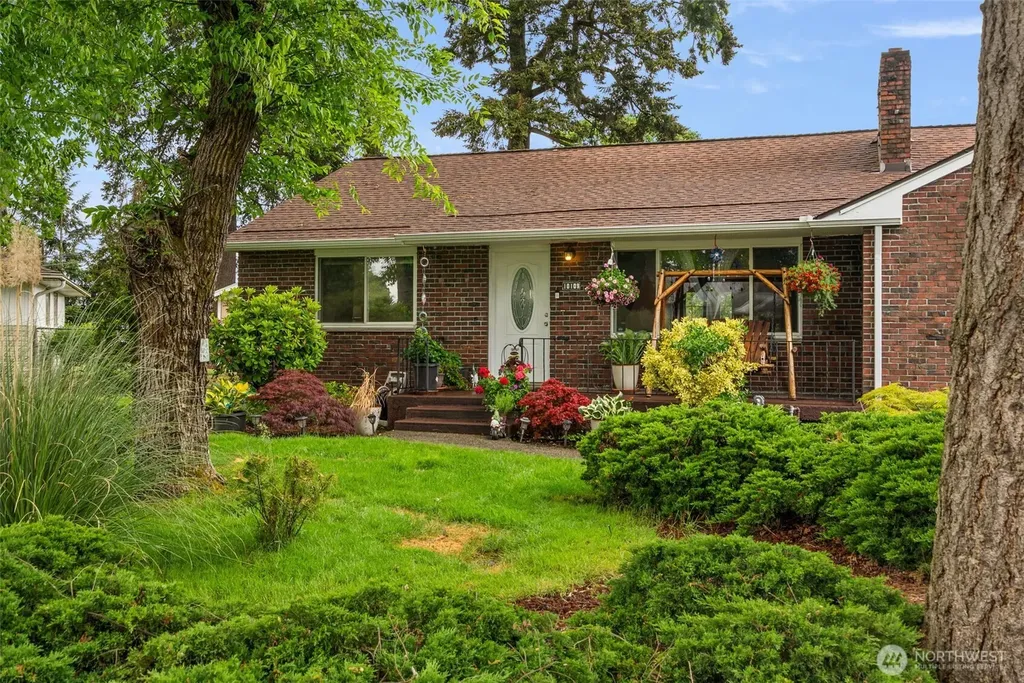 10109 Becker Drive SW Lakewood WA 98499